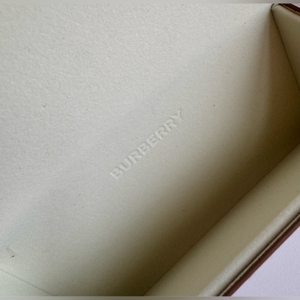 BURBERRY Tan Sunglasses Case - Picture 4 of 6